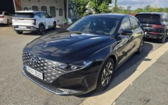 더넥스트이쿼녹스 중고차 더 뉴 그랜저 IG 하이브리드 르블랑 매물 사진 13 - 2022/08 32,116km