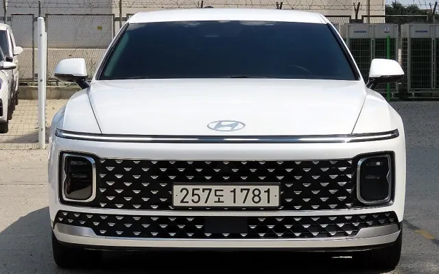 더넥스트이쿼녹스 중고차 그랜저 (GN7) 가솔린 3.5 2WD 매물 사진 13 - 2023/09 34,357km